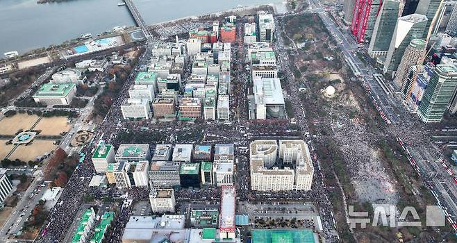 내란 세력 최대행도 다음주에 탄핵될 것 같다.